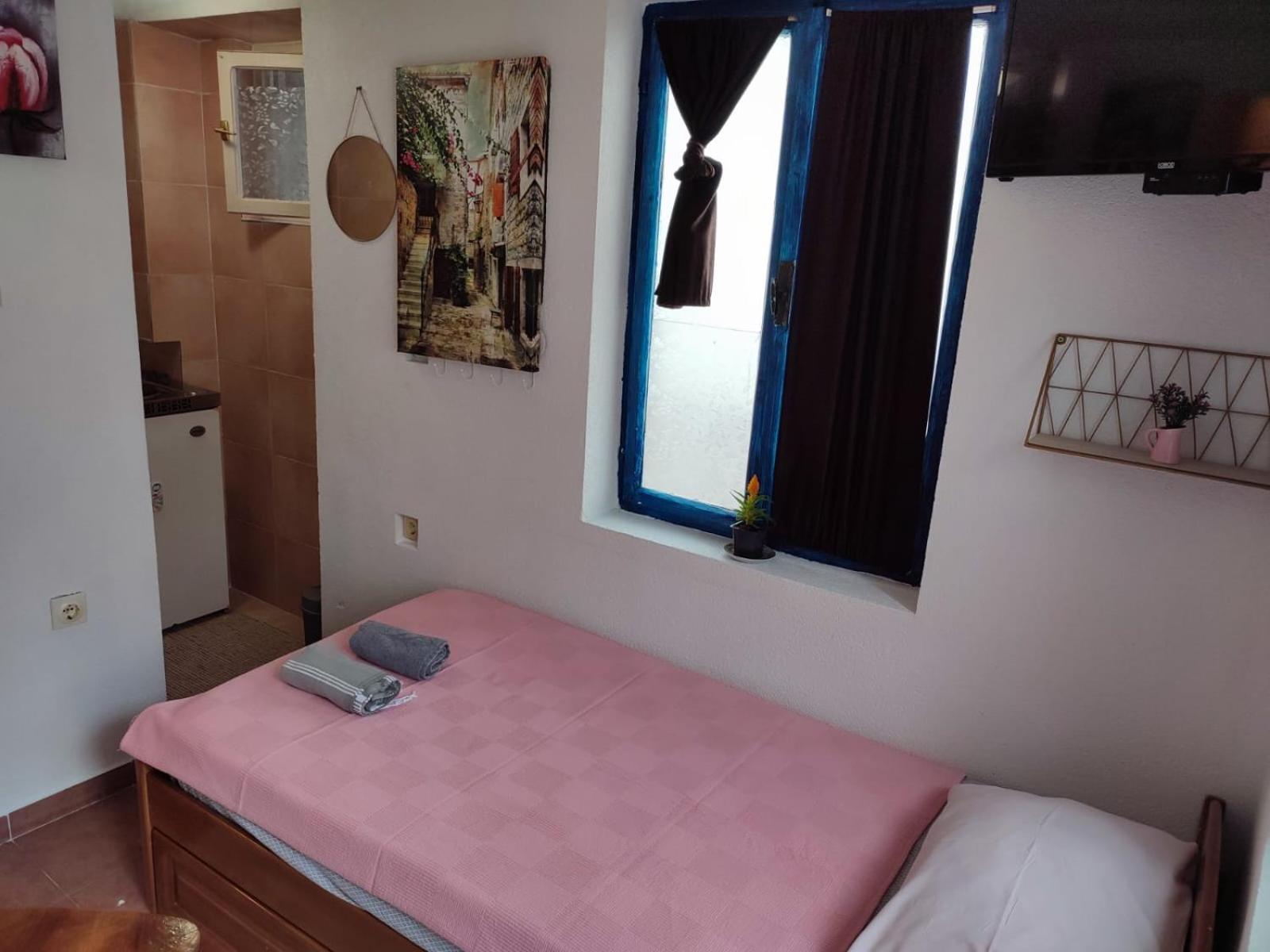 Bay Mola Home Kotor Exterior photo